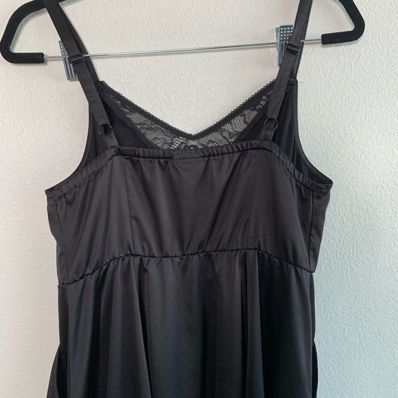 Torrid Dress with pockets Black Satin Lace Mini Skater size 00/Medium/10 - Picture 12 of 12